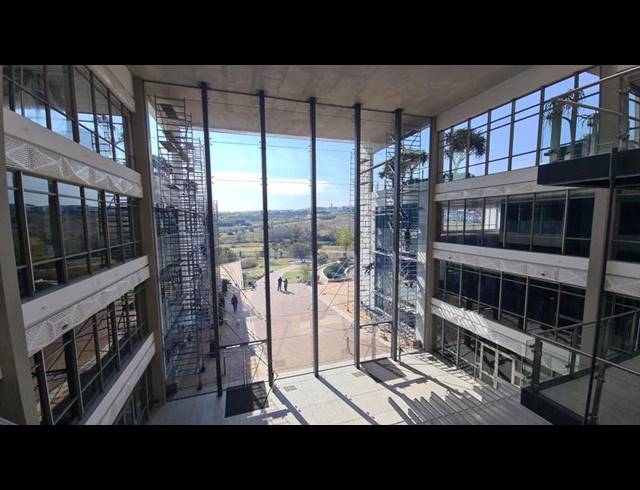 BUSINESS PROPERTY TO RENT IN WATERFALL